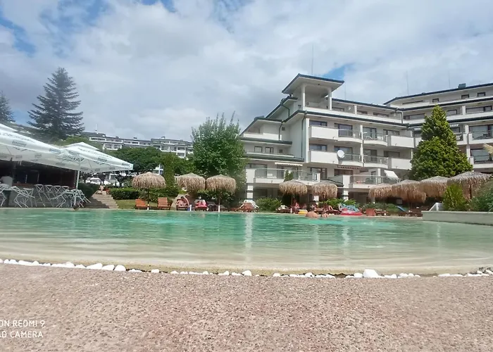 Emerald & Spa,studio Ikat310 아파트 라브다