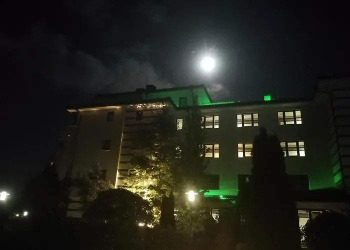 Emerald & Spa,studio Ikat310 * 라브다