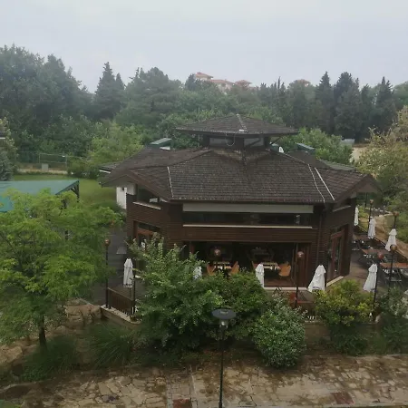 Emerald & Spa,studio Ikat310 Apartment