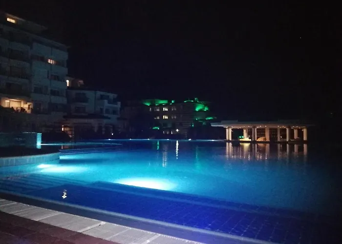 Emerald & Spa,studio Ikat310 拉夫达