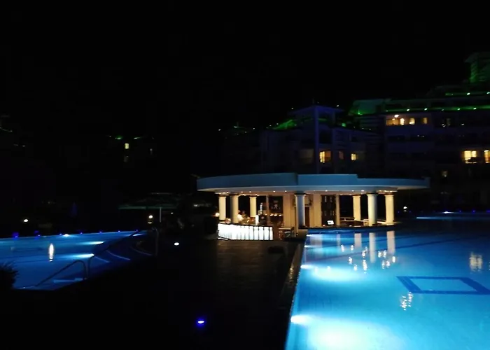 Emerald & Spa,studio Ikat310 公寓 *