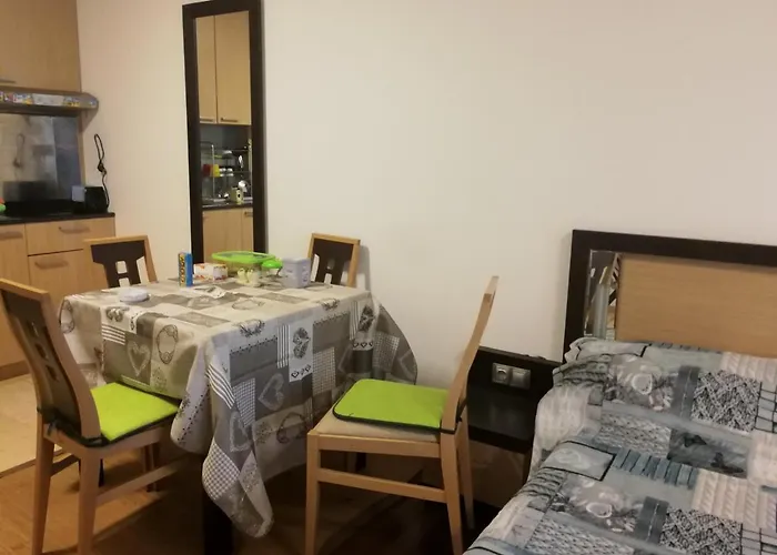 Emerald & Spa,studio Ikat310 公寓 *